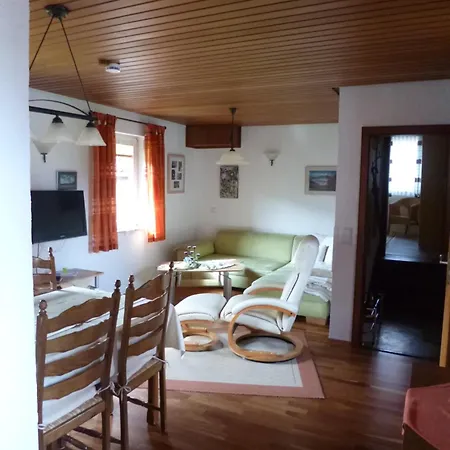 Διαμέρισμα Menz - Alte Muehle - Mit Milseburgblick Und Gartenpool Hofbieber