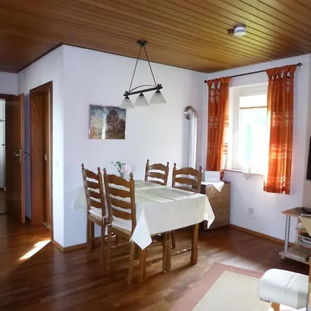 Διαμέρισμα Menz - Alte Muehle - Mit Milseburgblick Und Gartenpool Hofbieber